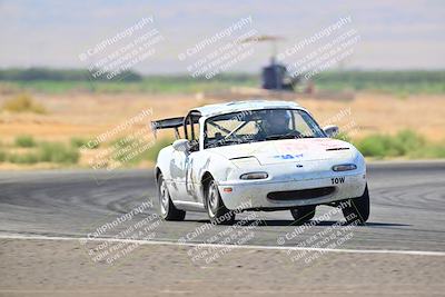 media/Sep-29-2024-24 Hours of Lemons (Sun) [[6a7c256ce3]]/Sunrise (1115a-1130a)/